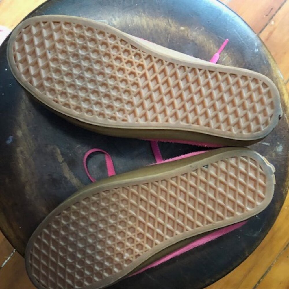 Pink Vans low top sneakers Women's 9/ Men's 7.5 - Picture 2 of 3